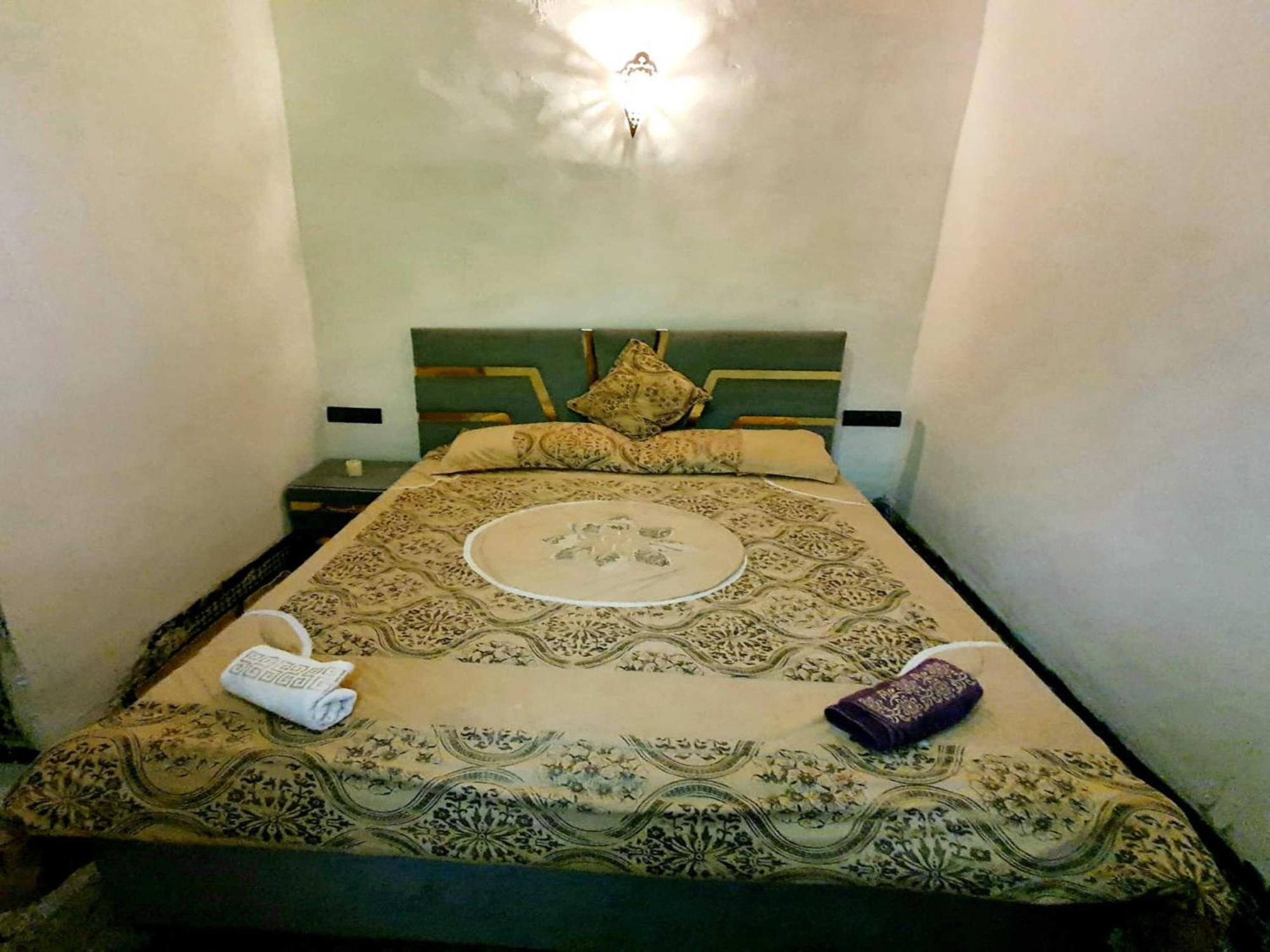 Hostel Rcif Fez Bagian luar foto